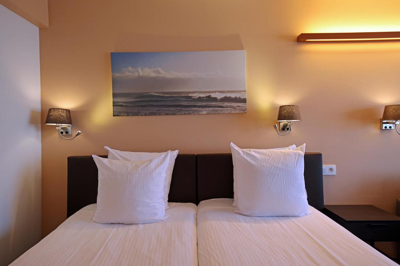 Hotel Uilenspiegel นิวว์ปอร์ท ภายนอก รูปภาพ