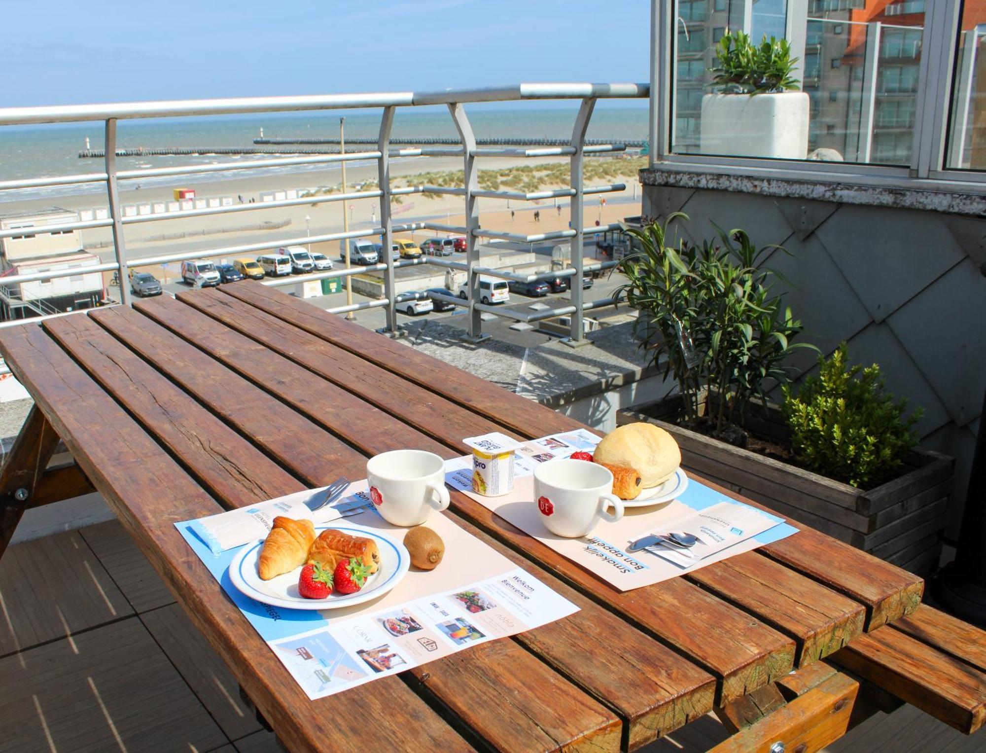 Hotel Uilenspiegel นิวว์ปอร์ท ภายนอก รูปภาพ