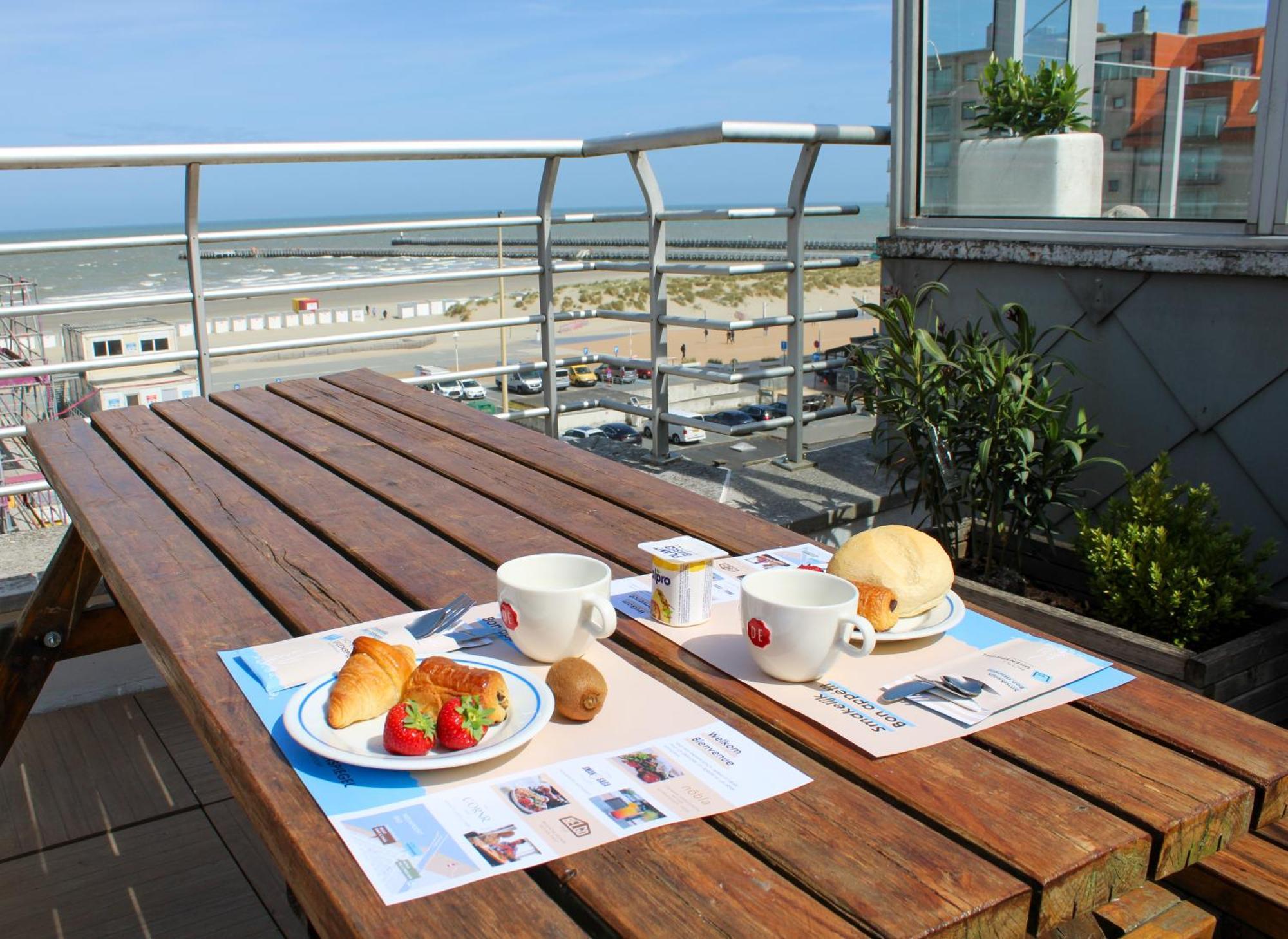 Hotel Uilenspiegel นิวว์ปอร์ท ภายนอก รูปภาพ
