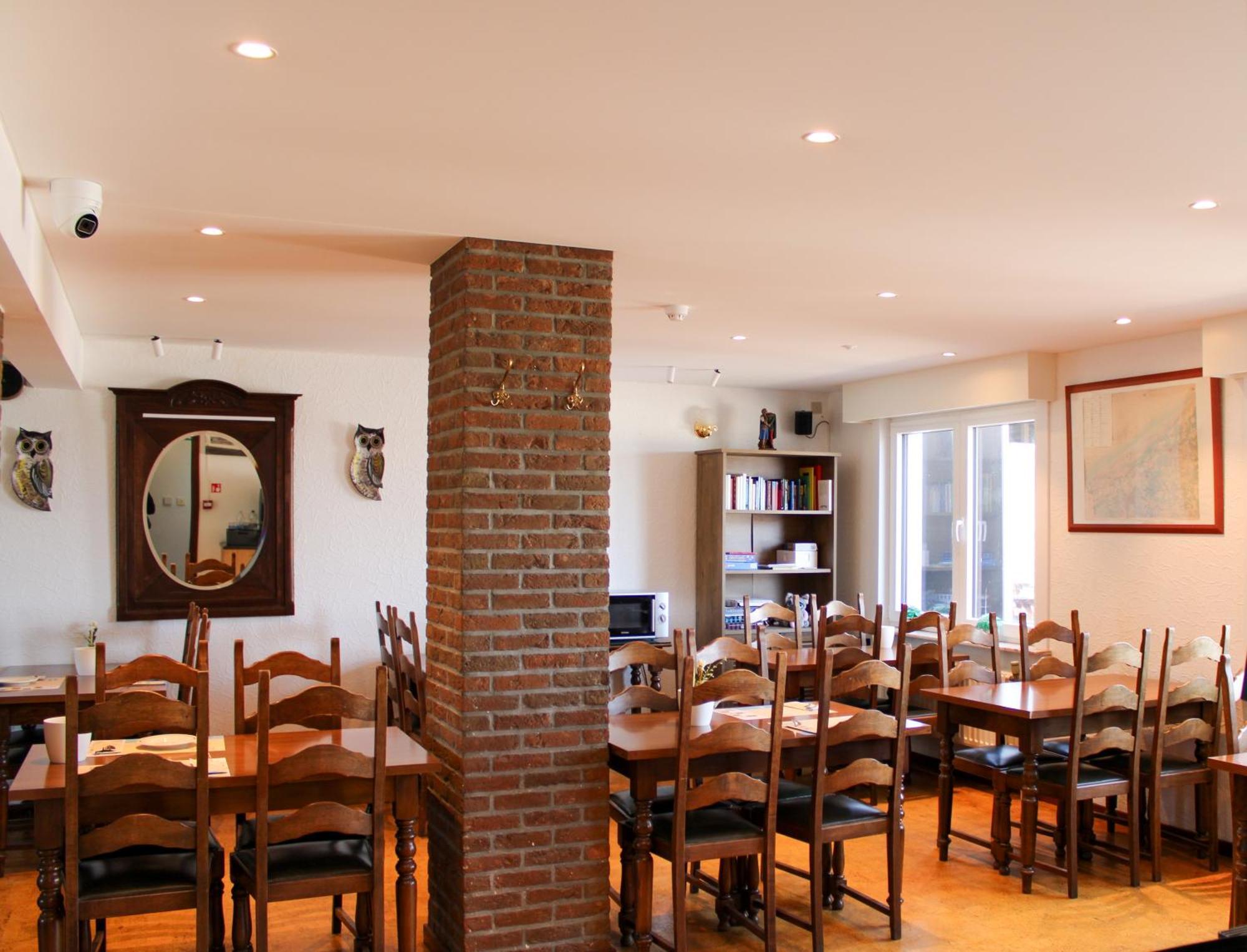 Hotel Uilenspiegel นิวว์ปอร์ท ภายนอก รูปภาพ