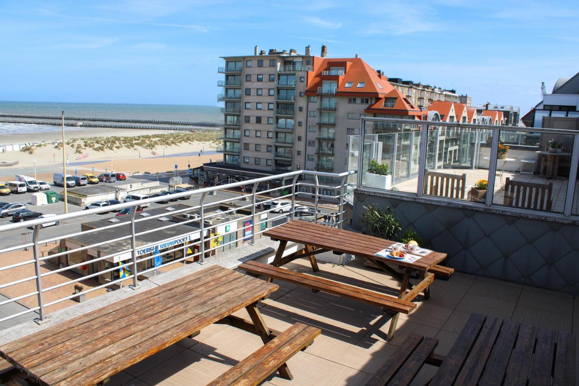 Hotel Uilenspiegel นิวว์ปอร์ท ภายนอก รูปภาพ